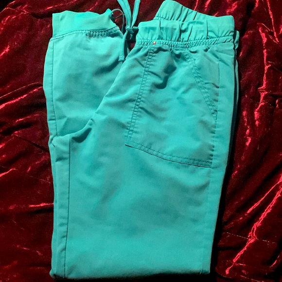 Teal Scrubstar Set - Picture 2 of 2